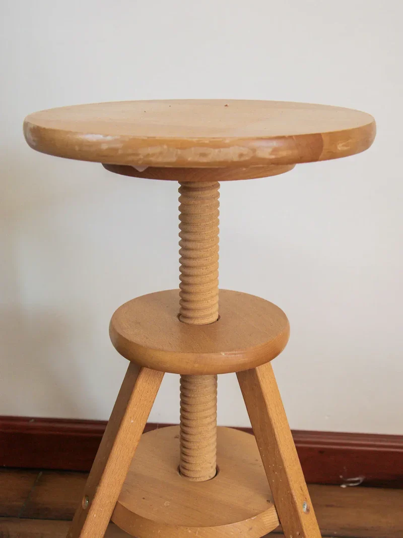 Axel, le tabouret en bois N°484