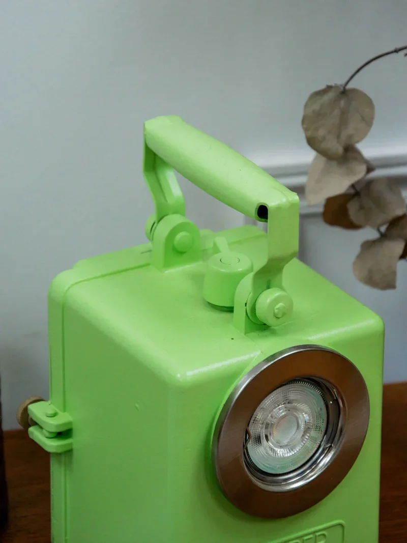 Julia, la lampe Wonder à poser N°305