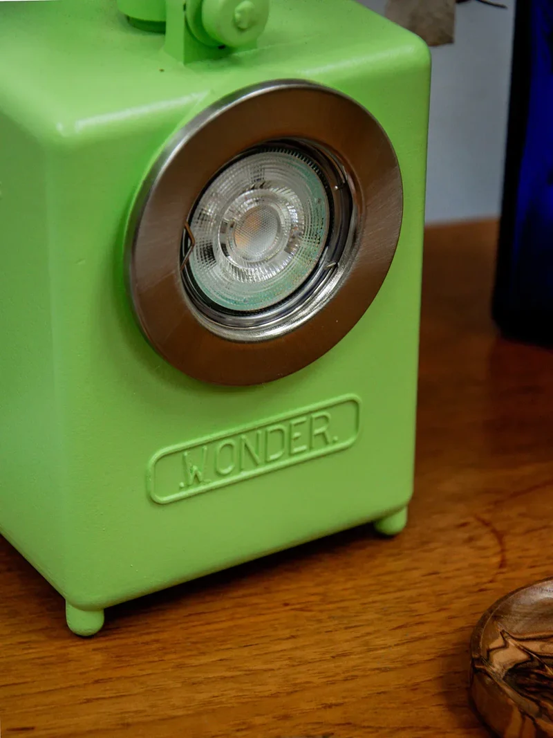 Julia, la lampe Wonder à poser N°305