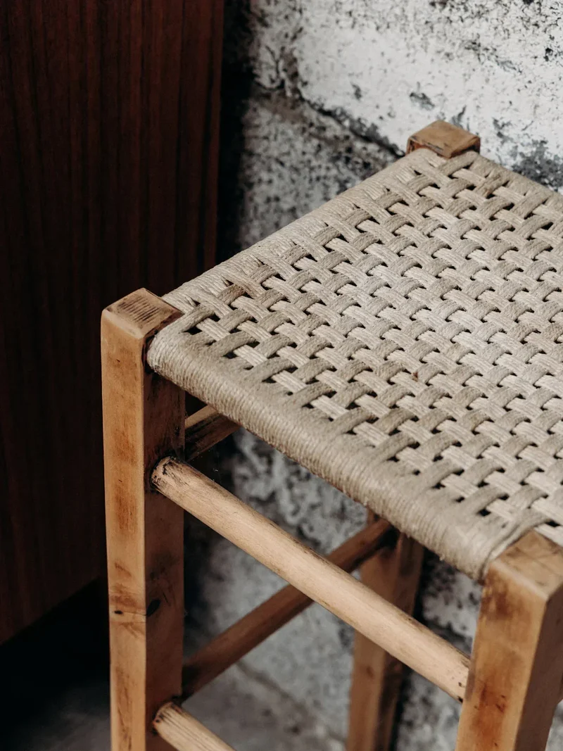 Gaston, le tabouret de bar en bois N°110