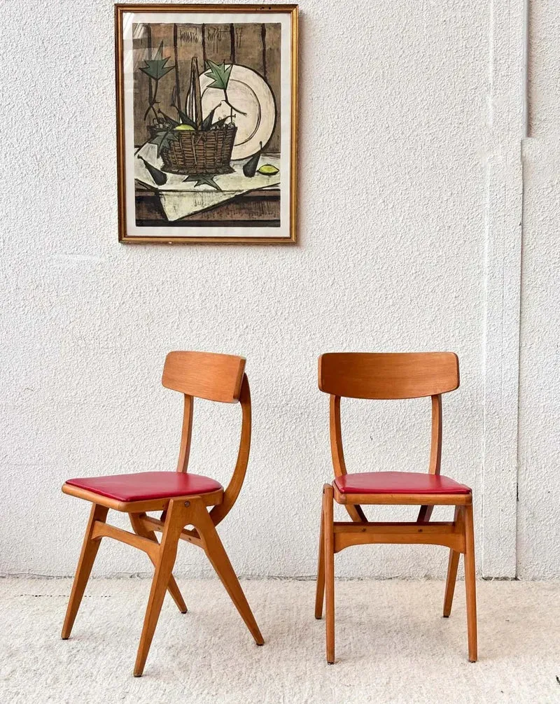 Alma, la paire de chaises en bois N°681