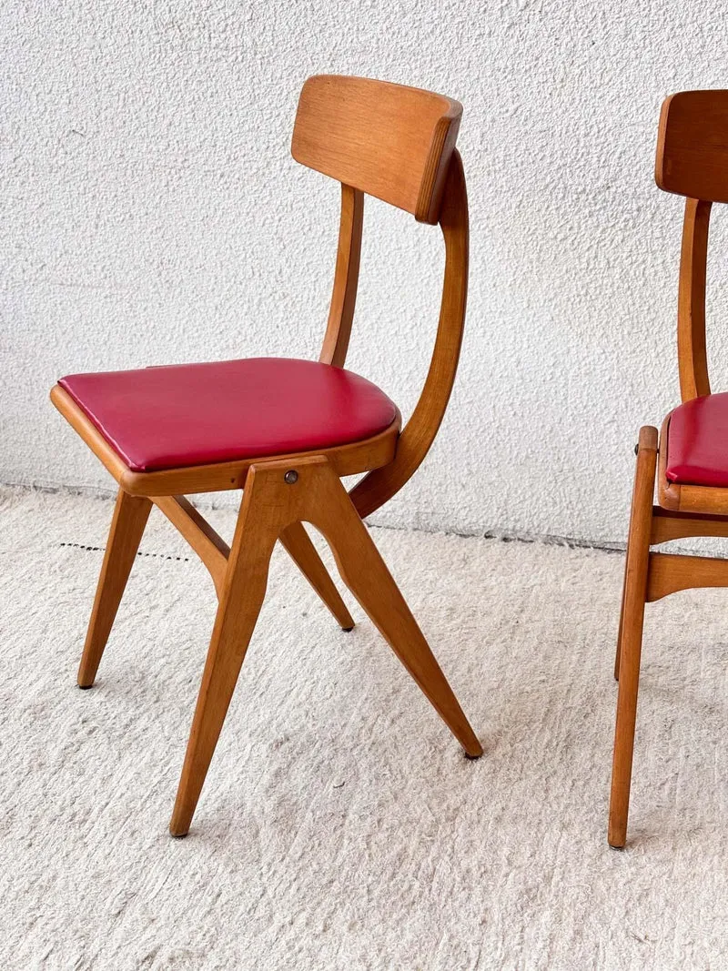 Alma, la paire de chaises en bois N°681