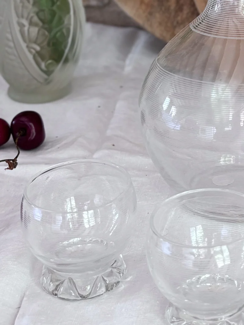 Eugène, le lot de 4 verres et 1 carafe N°185