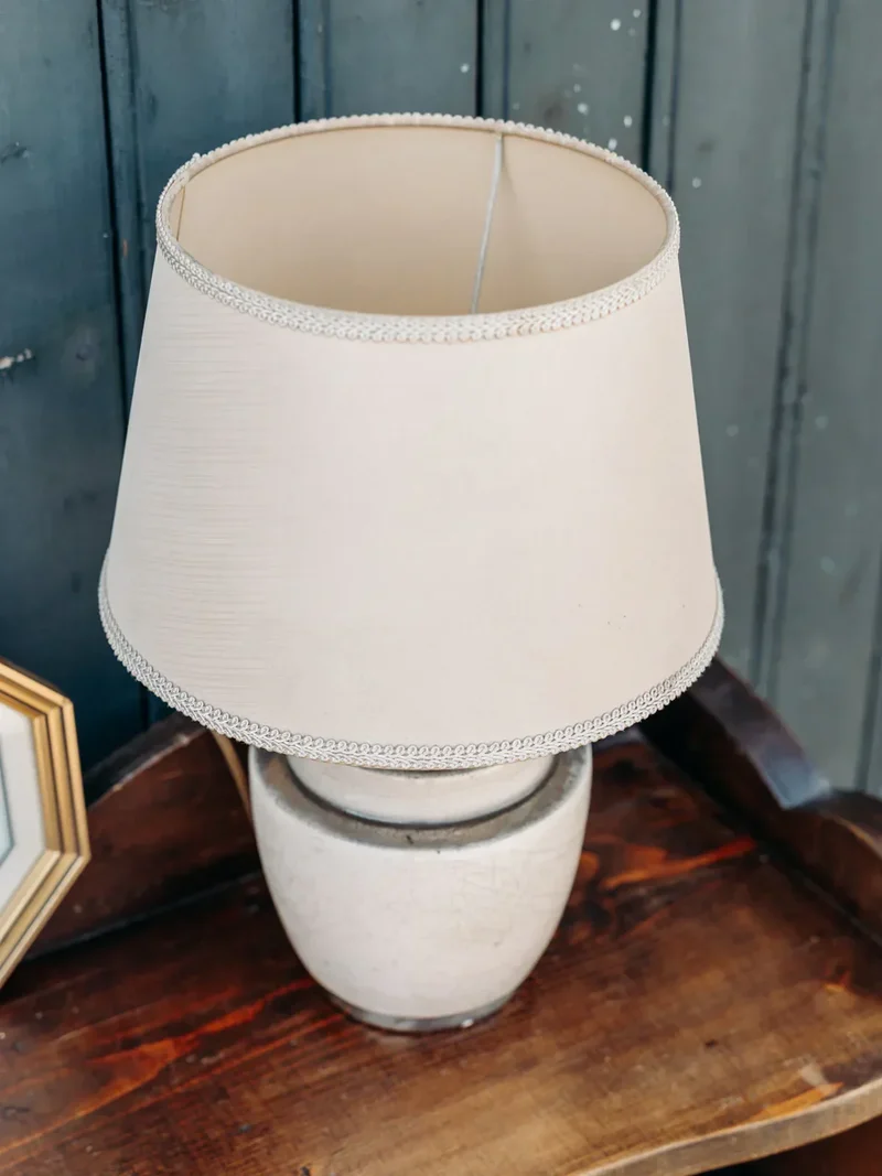 Julia, la lampe à poser en céramique N°331