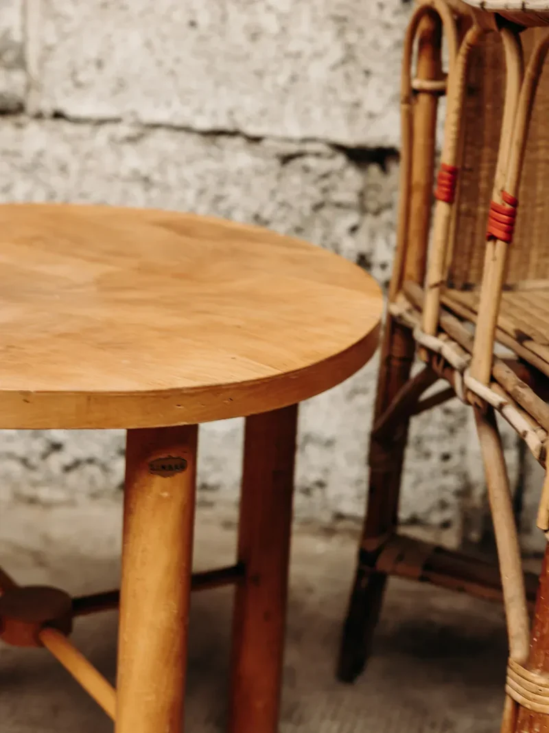 Hanna, la table d'appoint ronde N°514