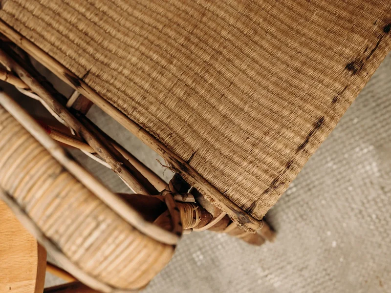 Ernest, le fauteuil en rotin N°197