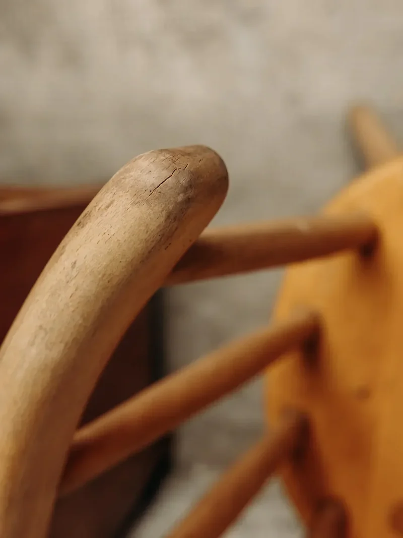 Claude, la chaise en bois claire N°593