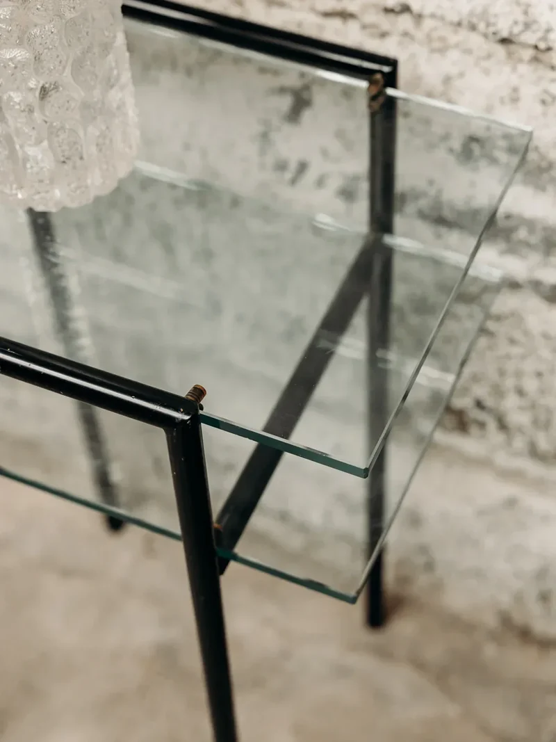 Hanna, la table en métal et verre N°511