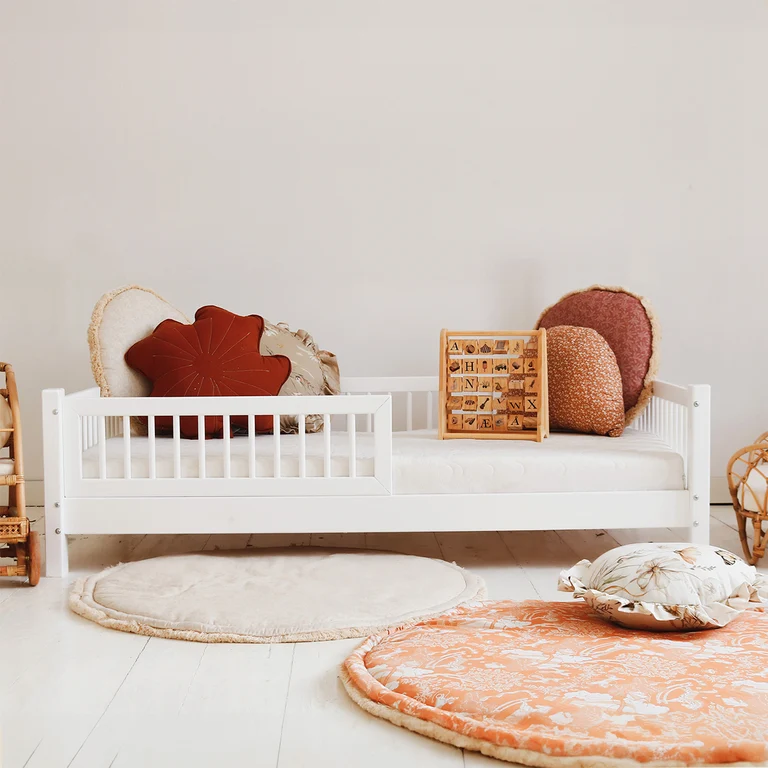 Lit 90x190 barrière et sommier inclus pieds 10 cm Adèle Blanc