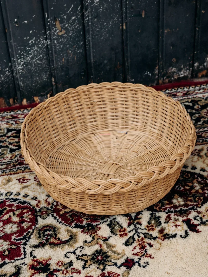 Ambroise, la corbeille en osier N°429