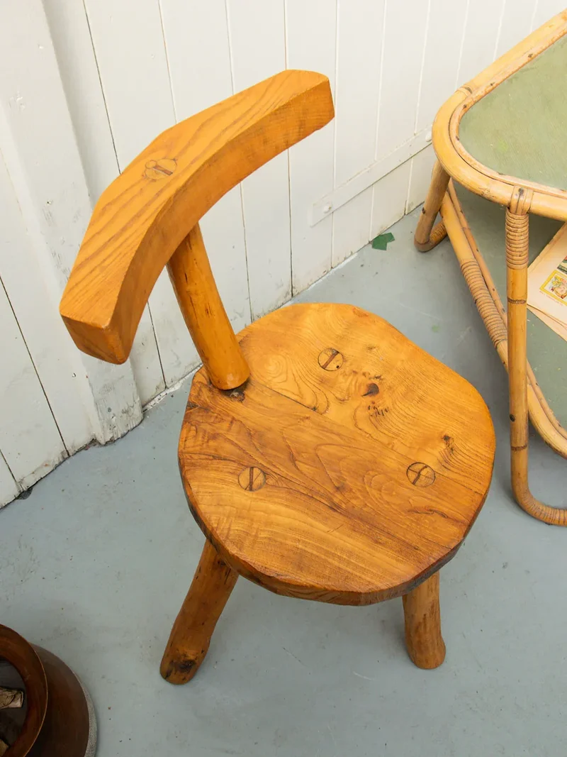 Regis, le tabouret en bois N°446