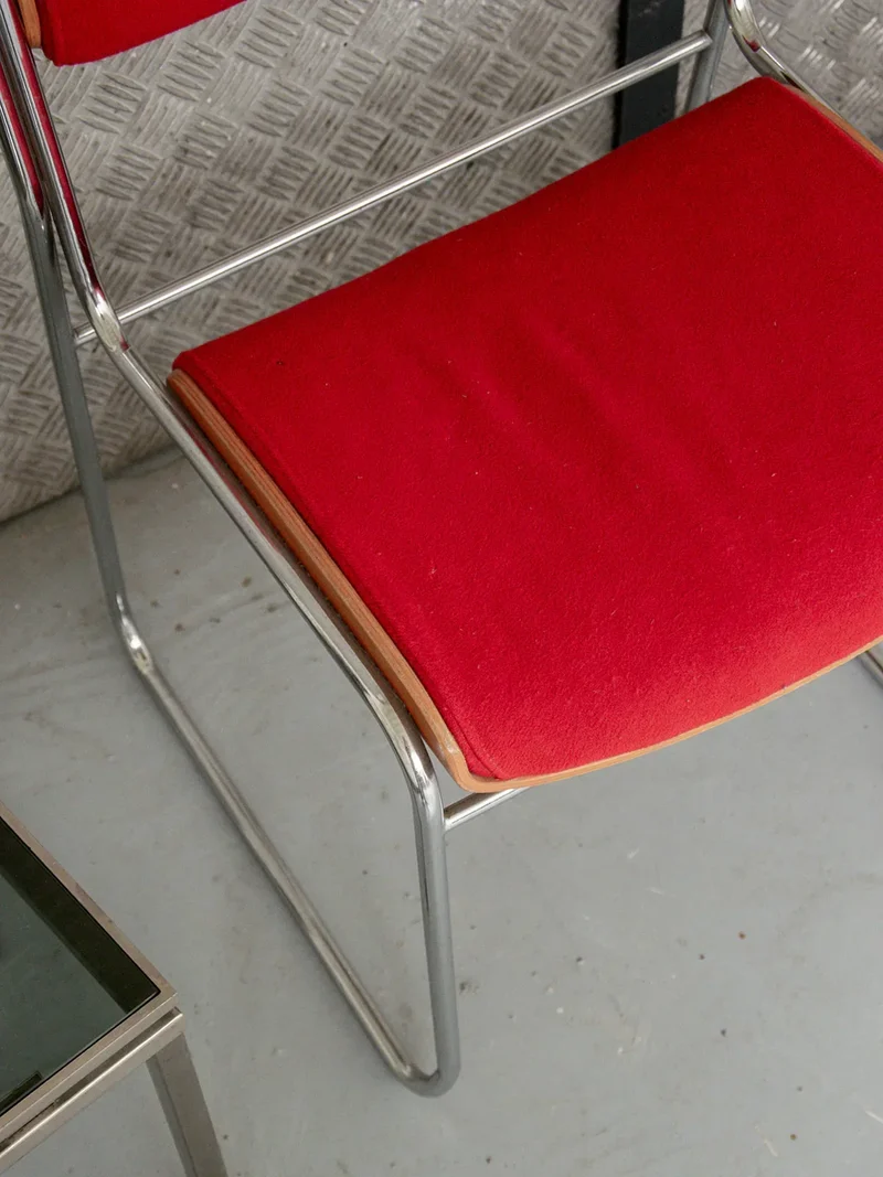 Alma, le lot de 6 chaises en laine N°515