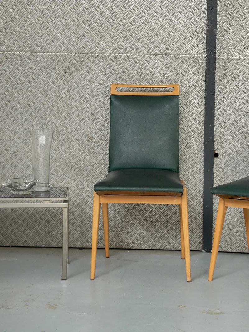 Alma, la paire de chaises en bois N°311