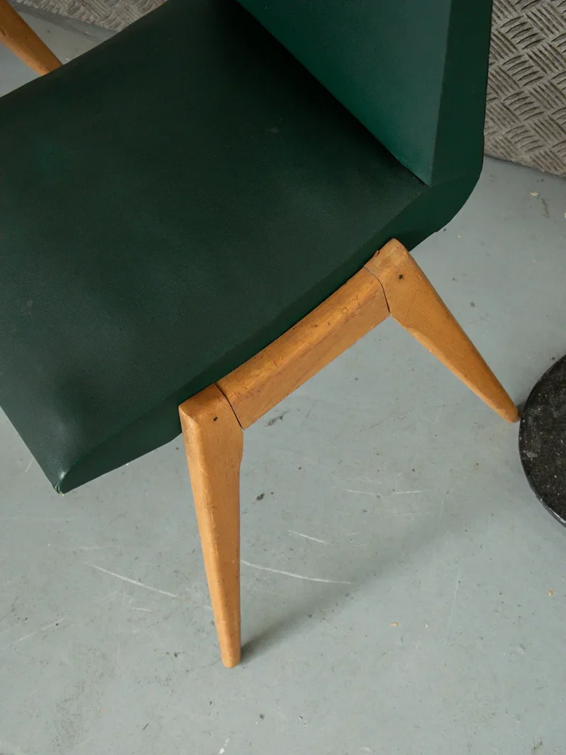 Alma, la paire de chaises en bois N°311