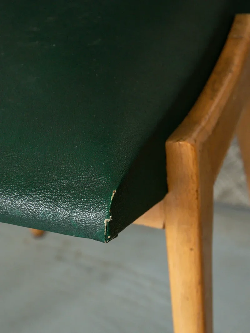Alma, la paire de chaises en bois N°311