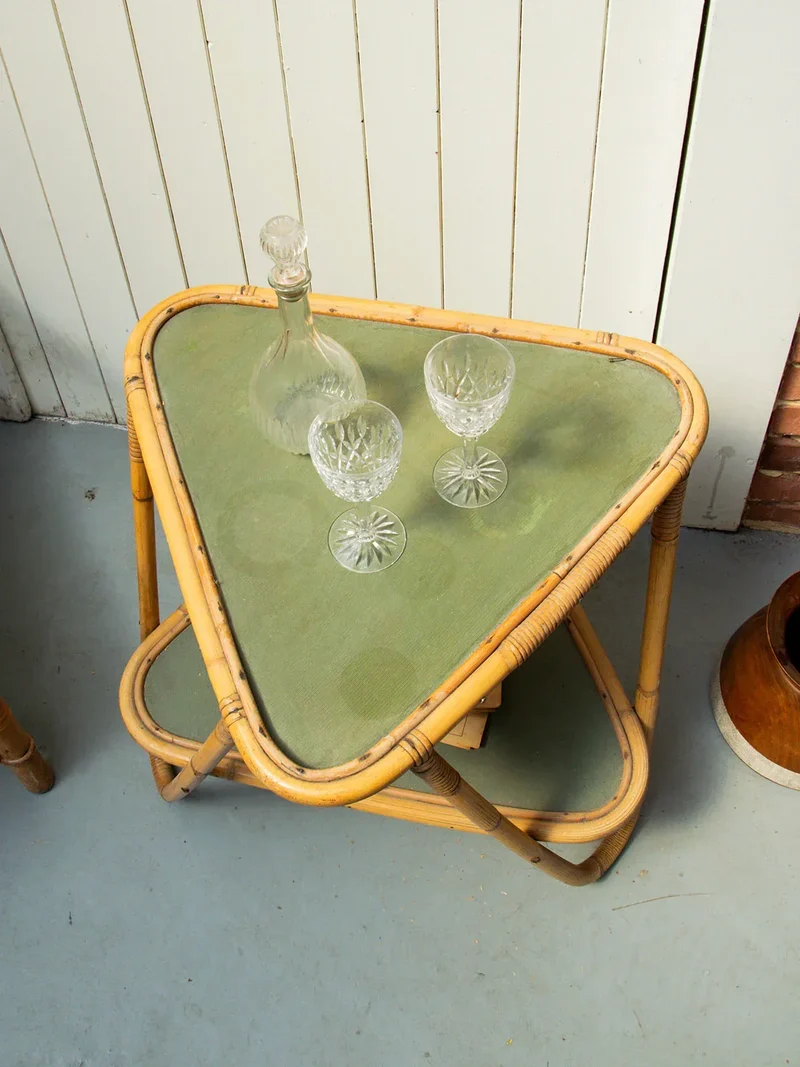 Francine, la table d'appoint en osier N°249