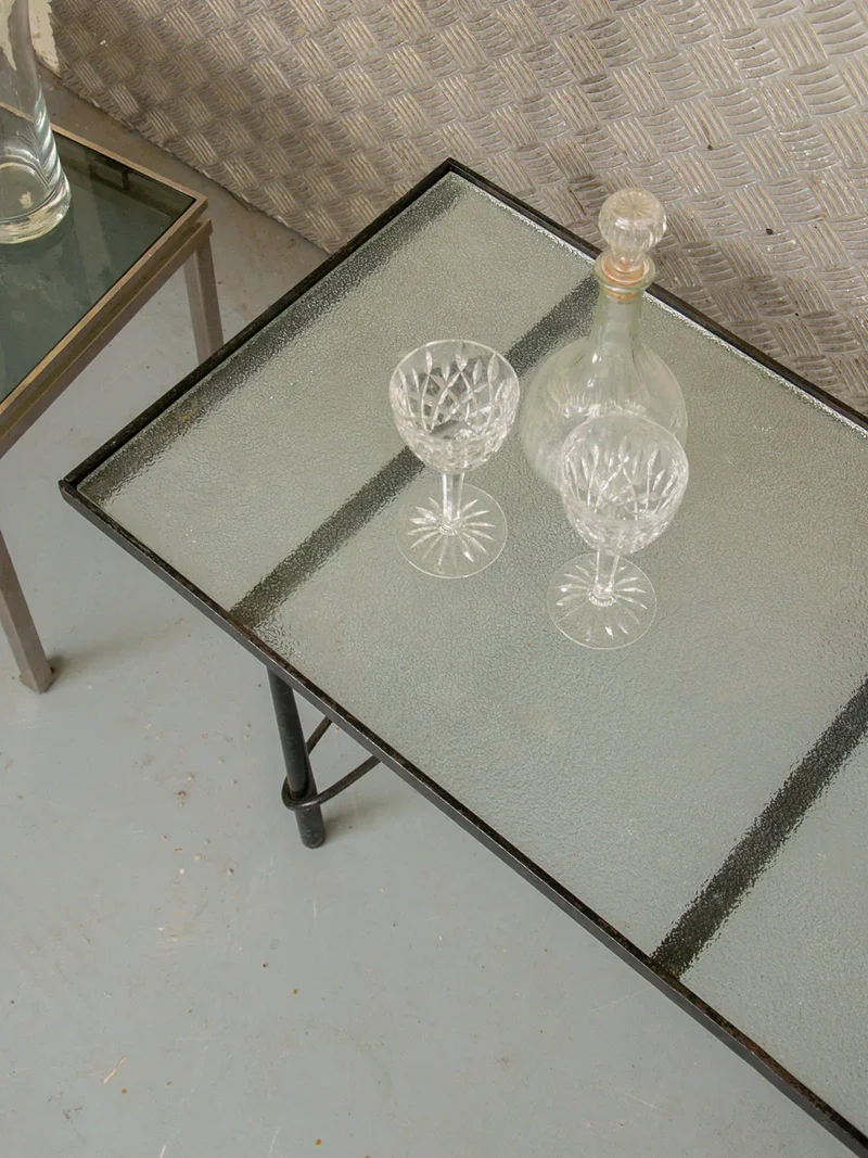 Donna, la table basse en métal N°123