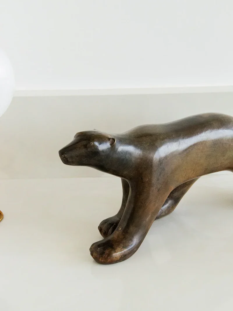 Alix, l'ours en bronze N°8