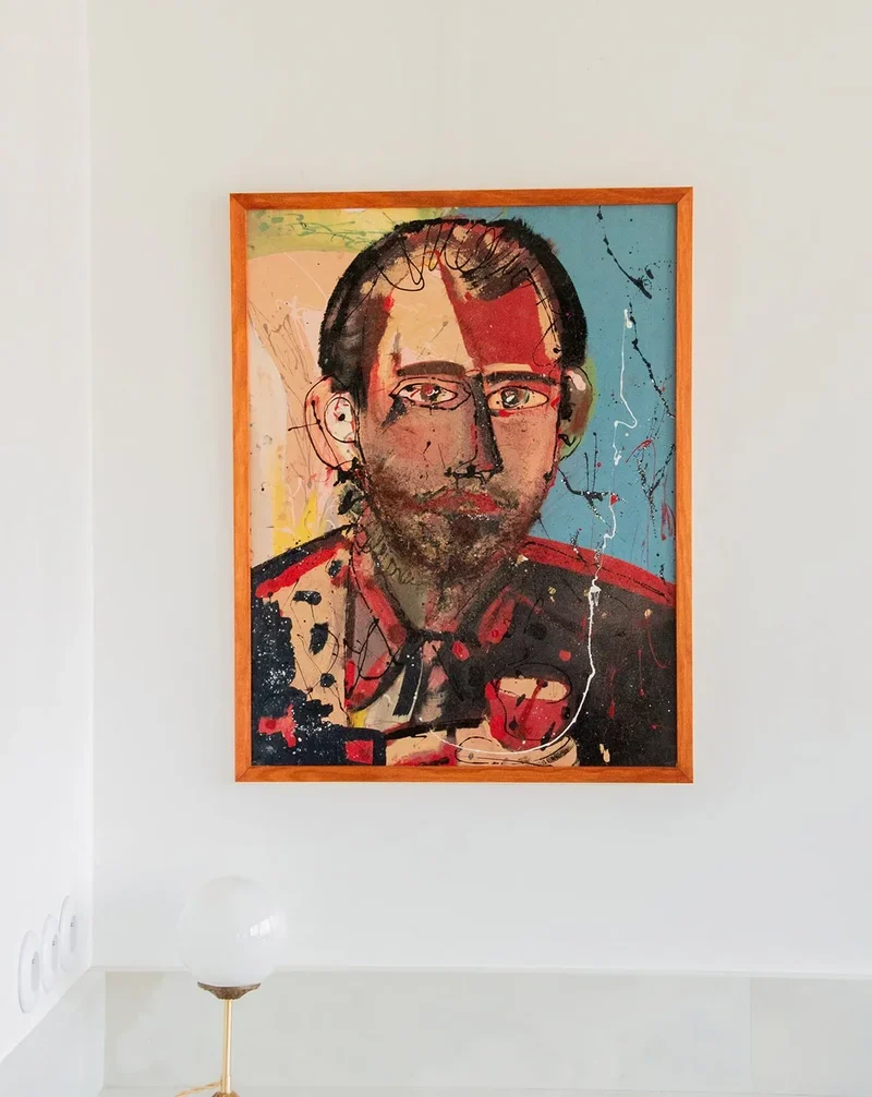 Nina, le portrait en bleu et rouge N°137