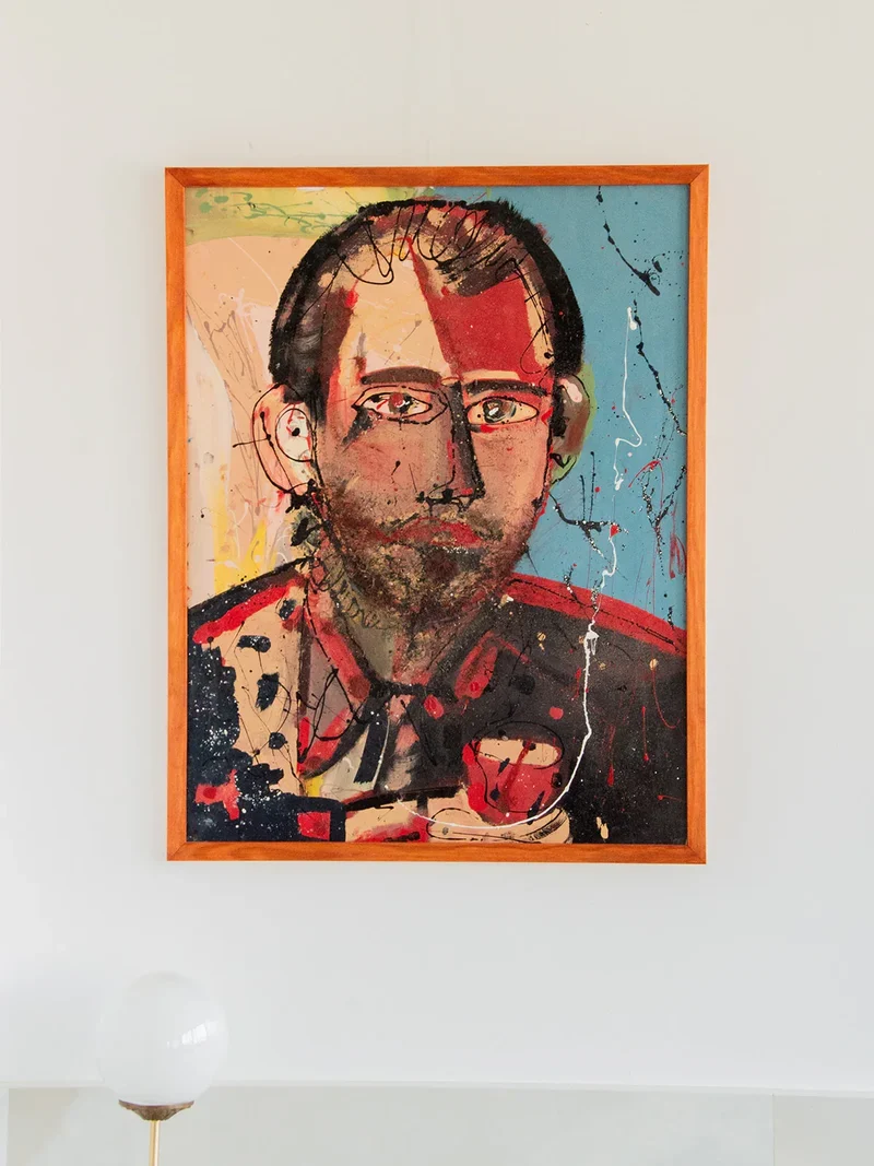Nina, le portrait en bleu et rouge N°137