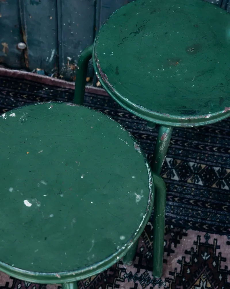 Regis, le tabouret vert N°391