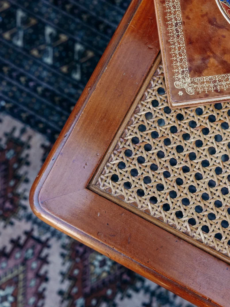 Regis, le tabouret en bois N°432
