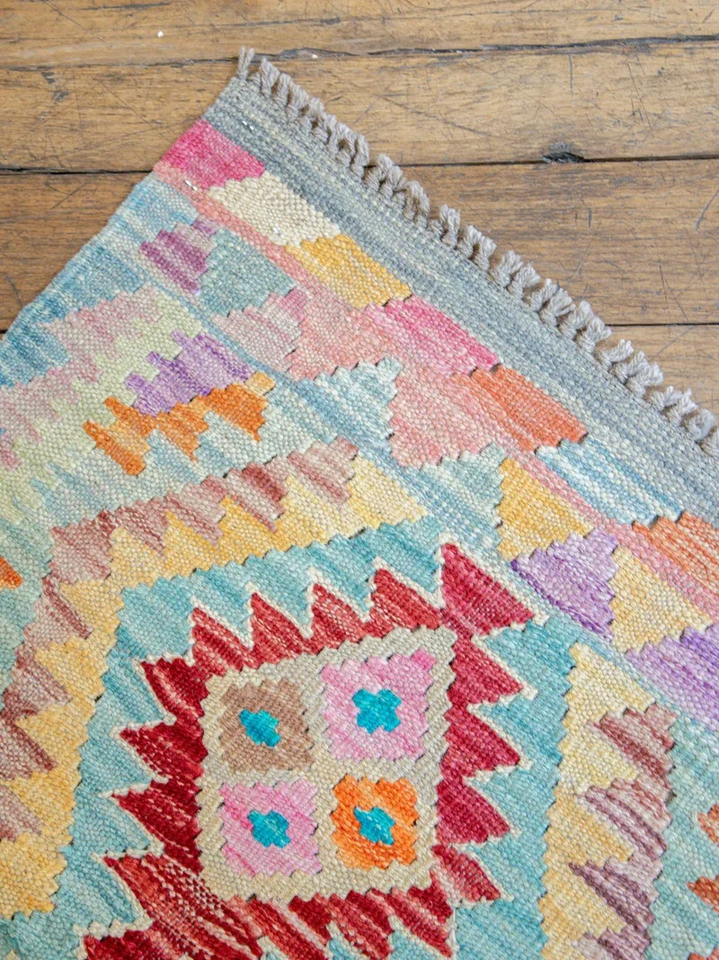Eddy, le tapis kilim N°332