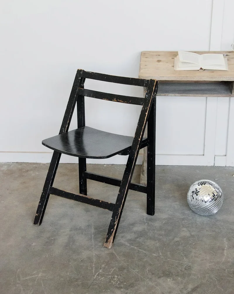 Claude, la chaise pliante noir N°870
