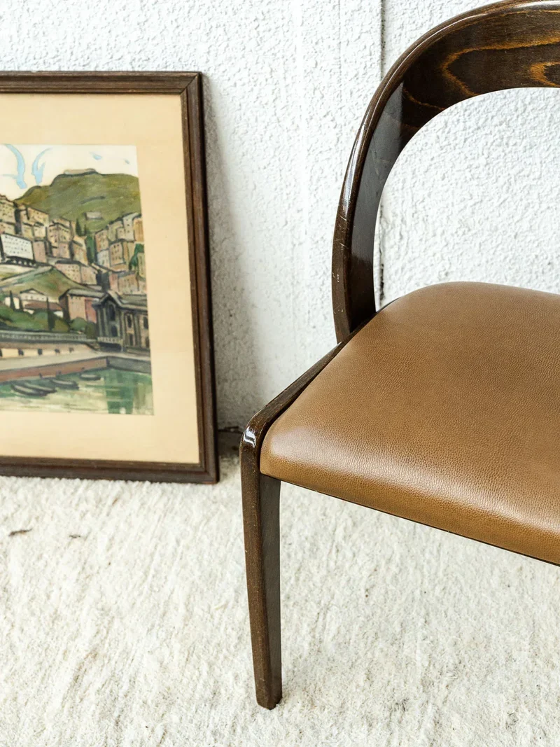 Alma, le lot de 2 chaises Baumann N°247