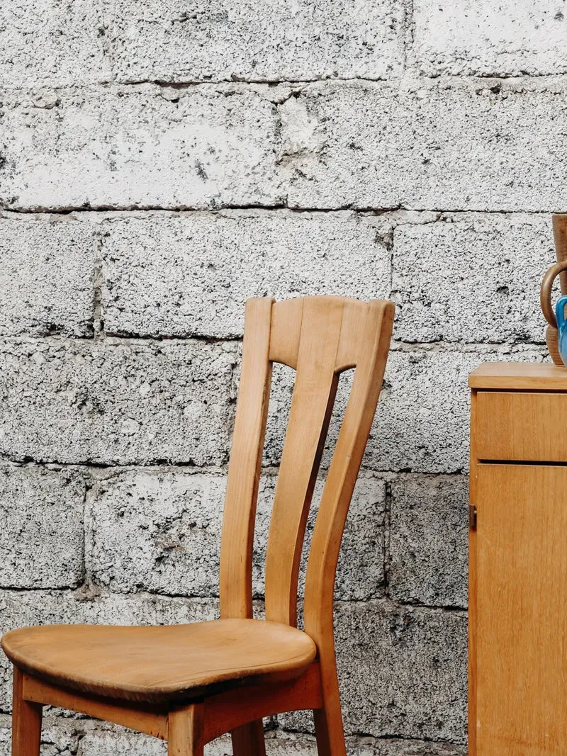 Alma, la chaise en bois N°220