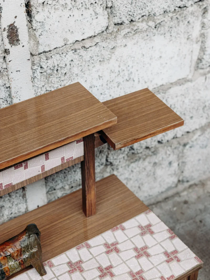 Hanna, la table d'appoint N°261