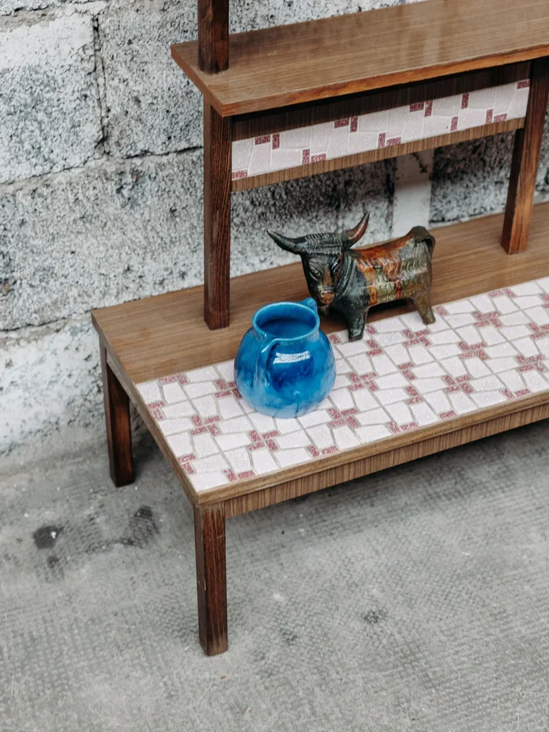 Hanna, la table d'appoint N°261