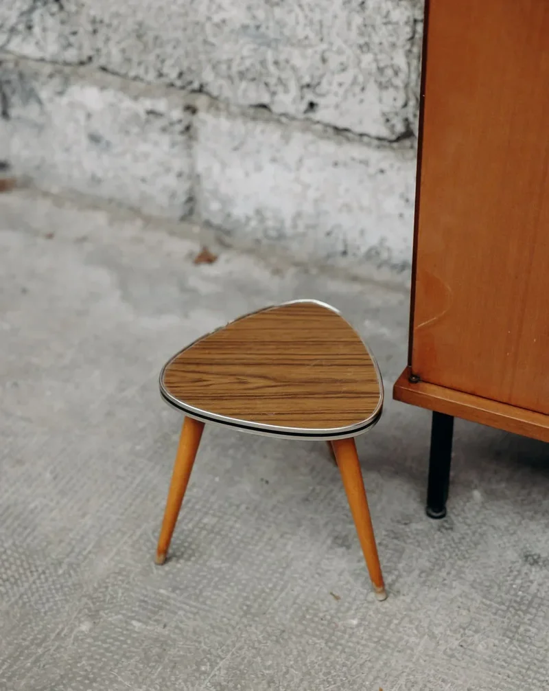 Hanna, la table d'appoint N°260