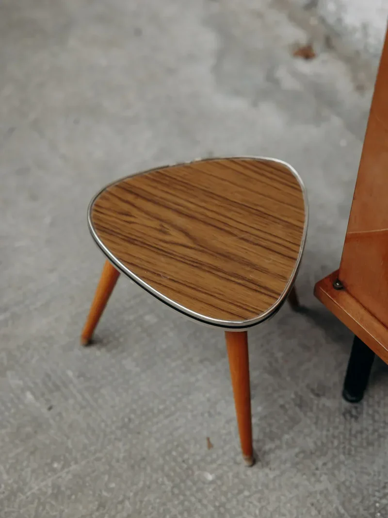 Hanna, la table d'appoint N°260