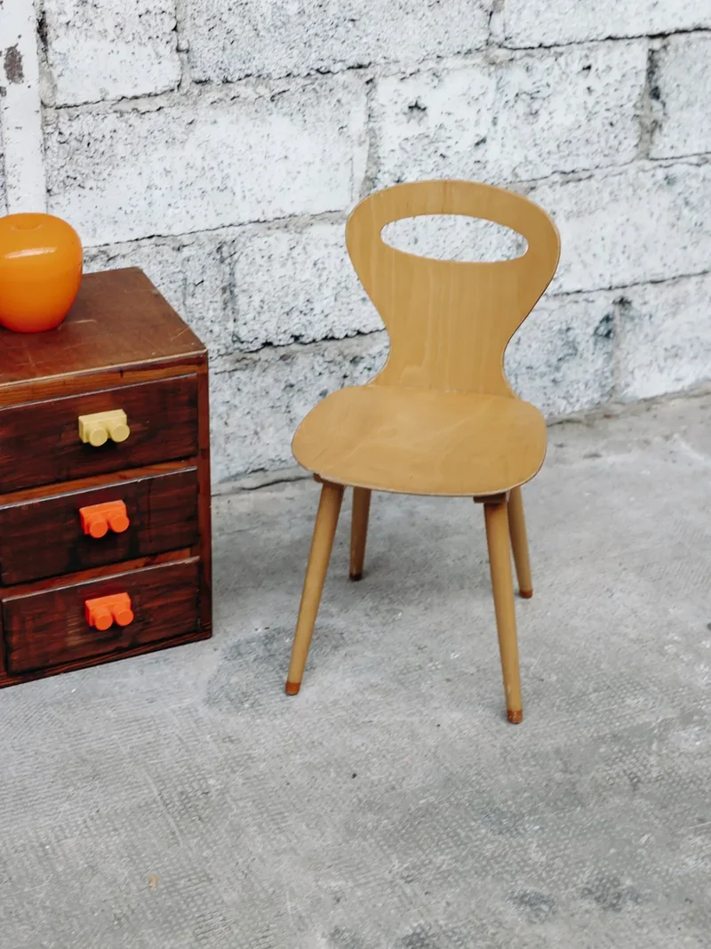 Ernestine, la chaise pour enfant N°111