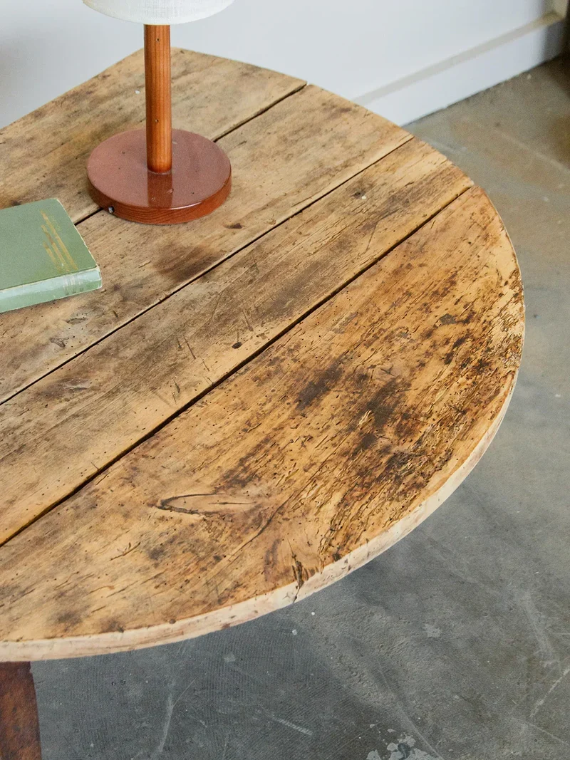 Léonie, la table basse demi-lune N°151