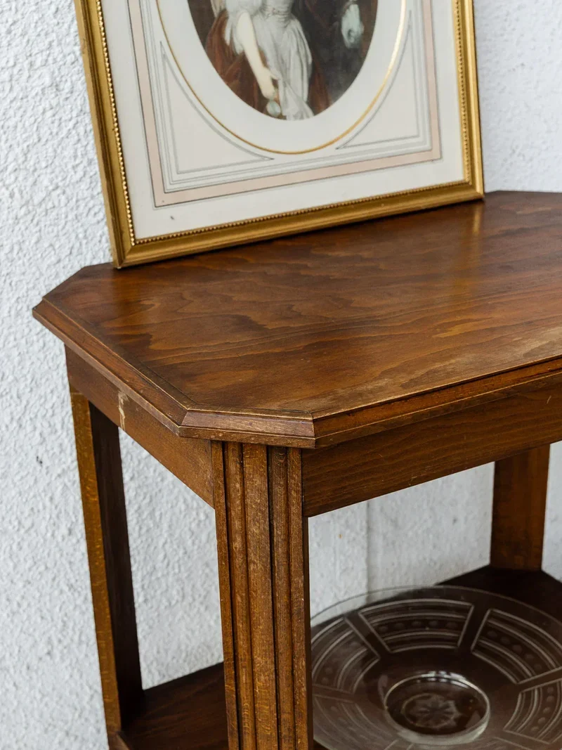 Francine, la table d'appoint en bois N°217