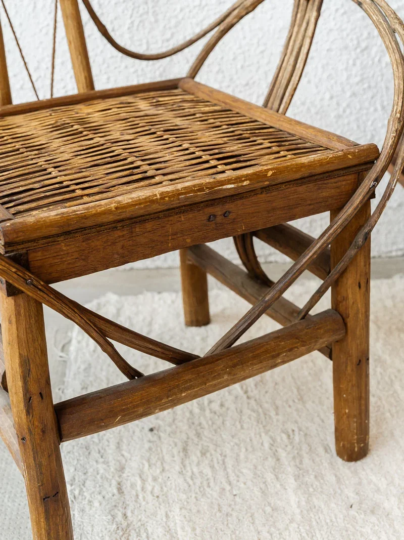 Ernest, le fauteuil en rotin N°171