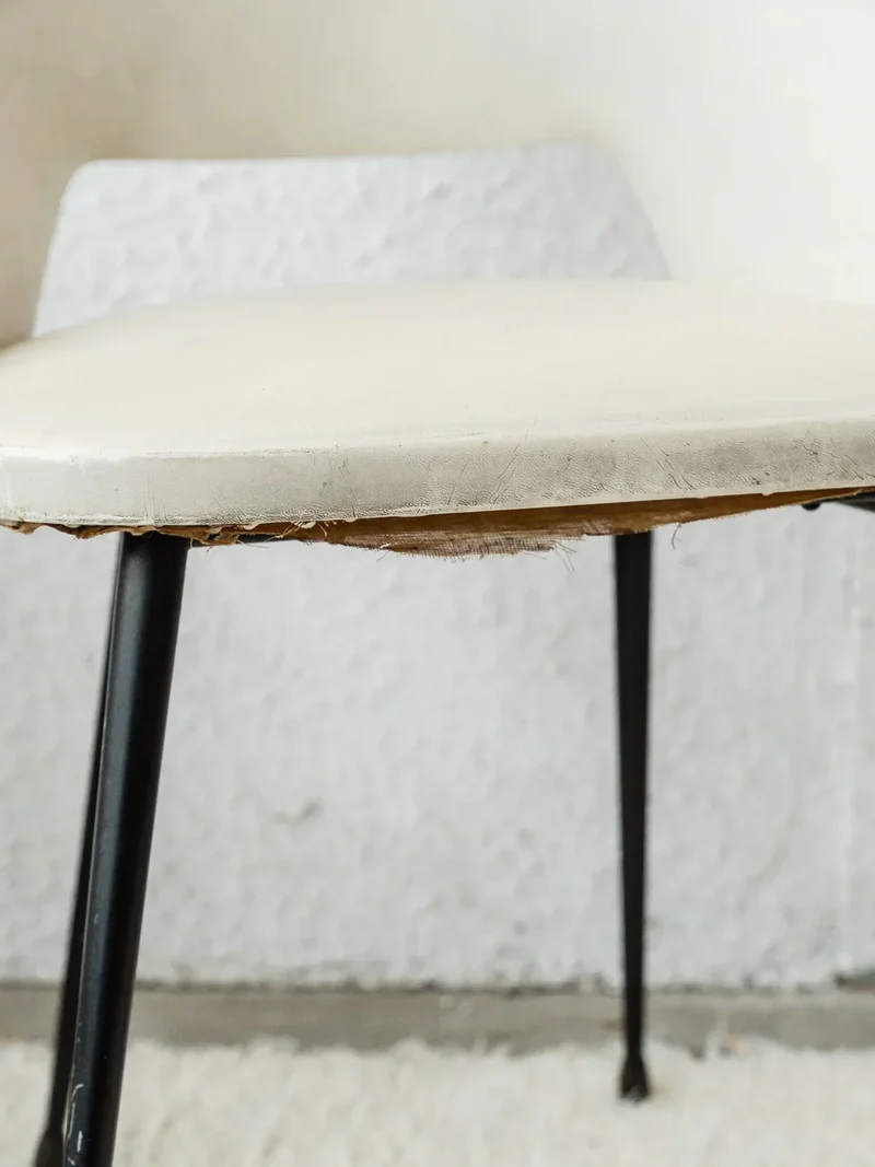 Alma, la chaise blanche N°616