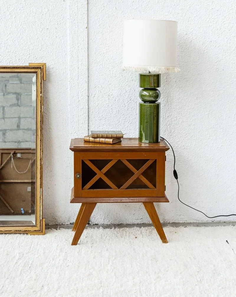 Odile, la table de chevet en bois N°1217