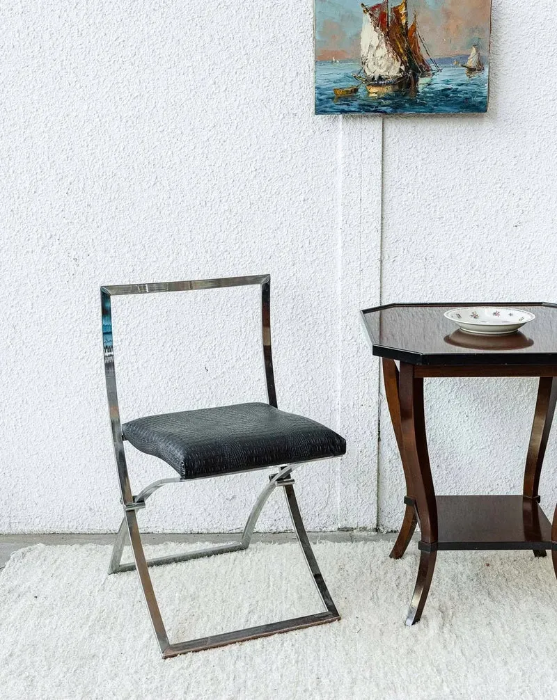 Alma, la paire de chaises en métal N°594