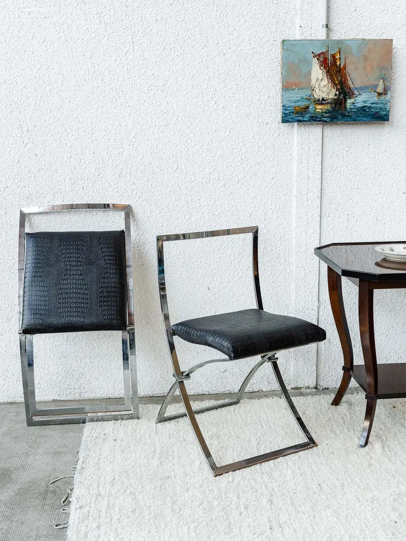 Alma, la paire de chaises en métal N°594