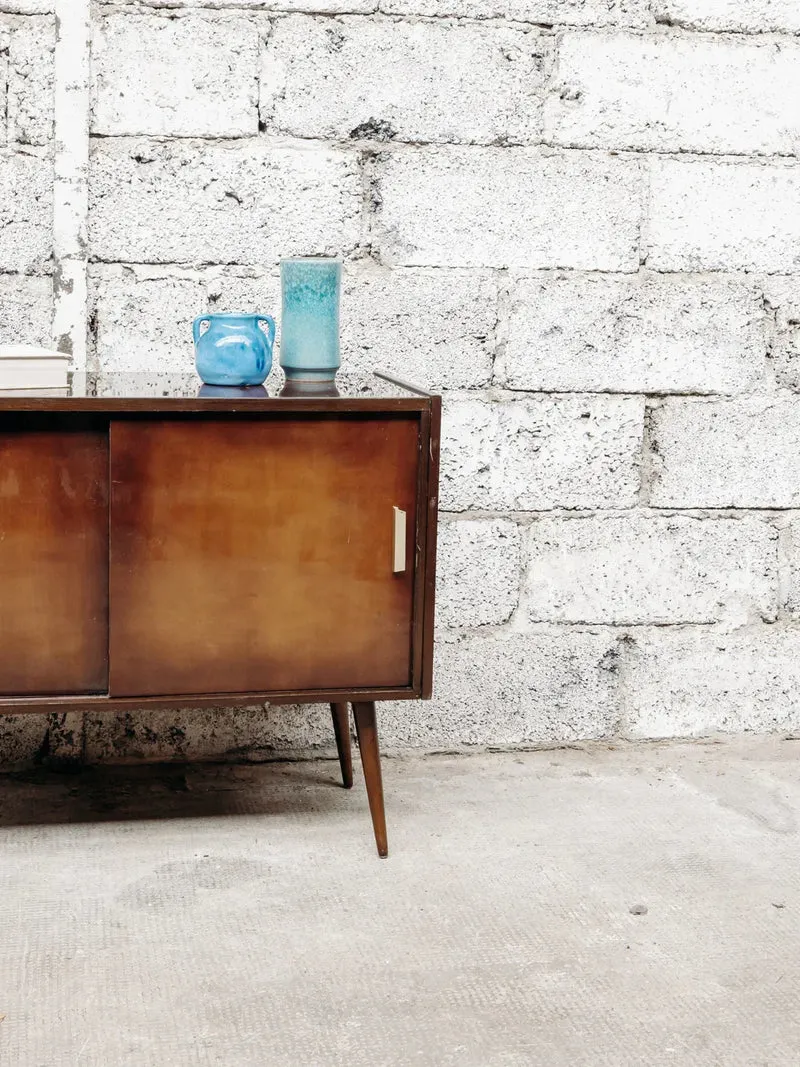Gustave, le buffet coulissant en bois vernis N°508