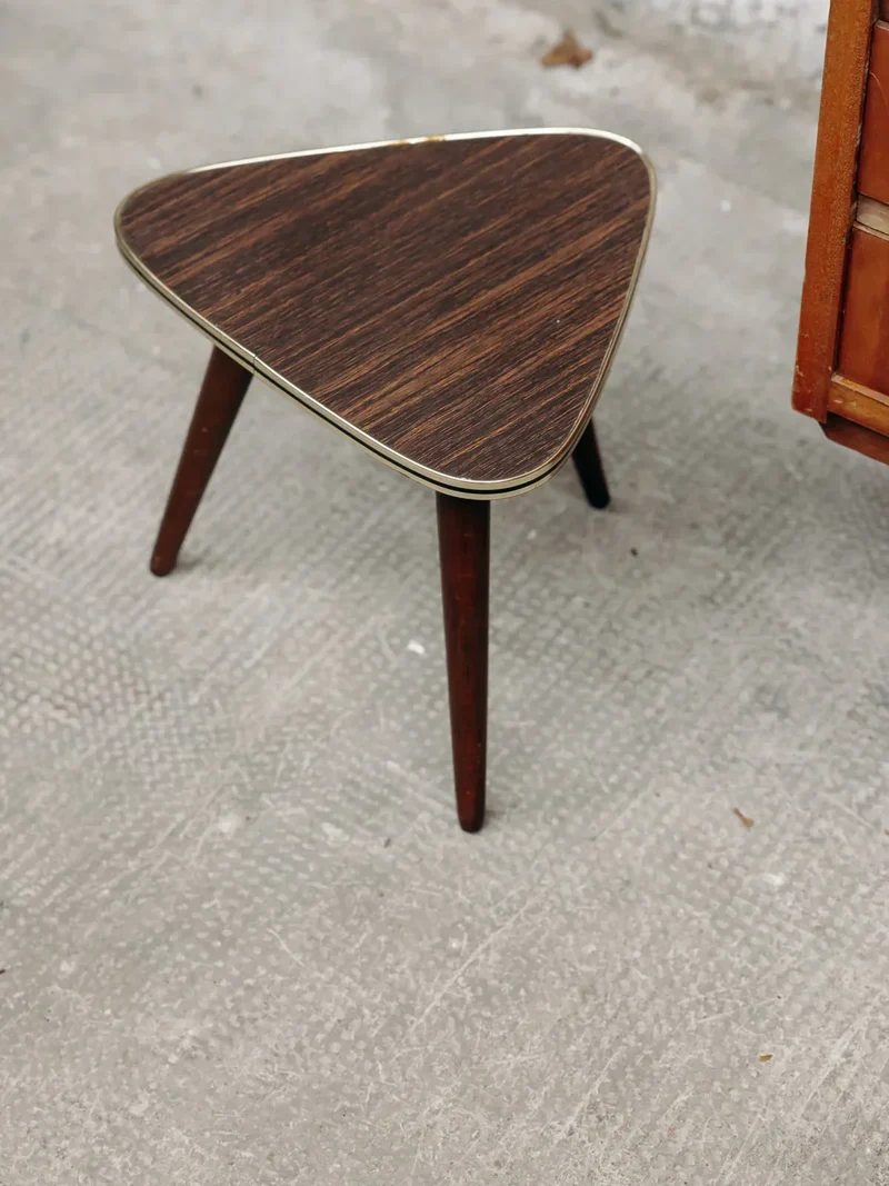 Hanna, la table d'appoint N°258