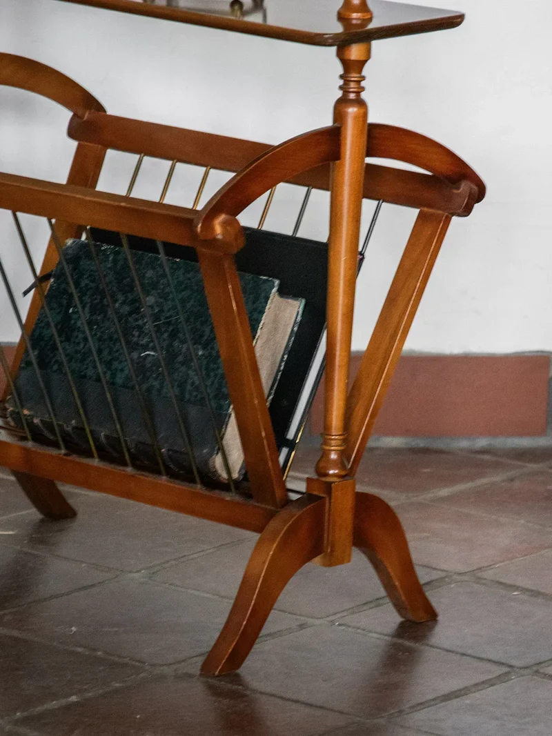 Désiré, le porte-revues en bois N°33
