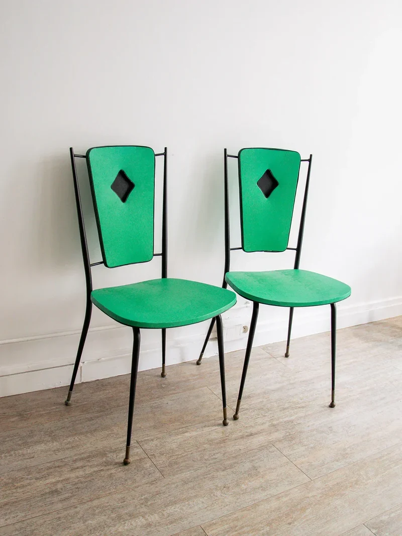 Alma, le lot de 6 chaises vertes N°529