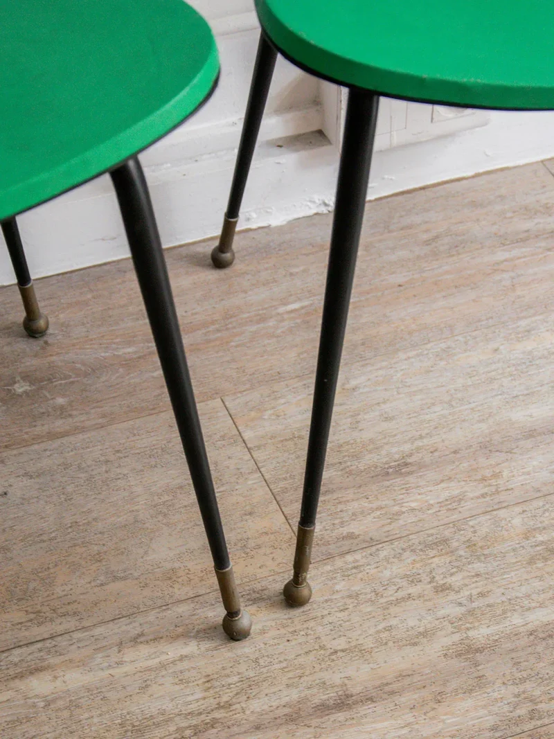 Alma, le lot de 6 chaises vertes N°529