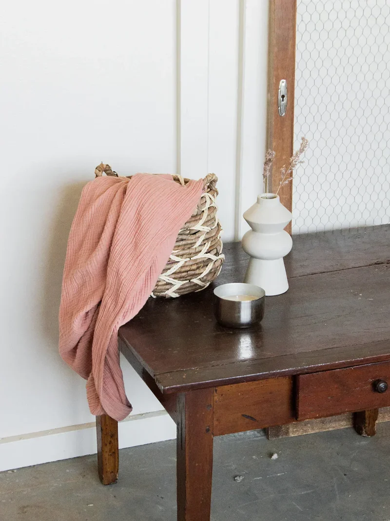 Léonie, la table basse en bois N°152