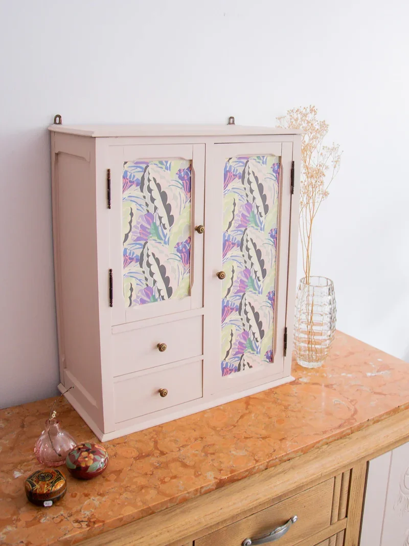 Gaëlle, l'armoire à pharmacie N°136