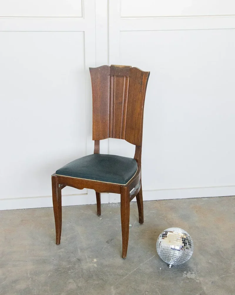 Claude, la chaise en bois N°447